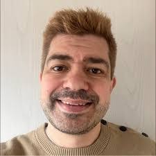 Jonas Watts's Instagram, Twitter & Facebook