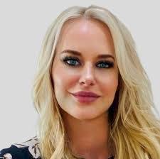 Sandra Gaffney's Instagram, Twitter & Facebook