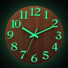 Sangat sesuai juga untuk anda yang memiliki desain ruangan minimalis. Jam Dinding Rumah Modern Minimalis Clock Dekorasi Glow In The Dark Terbaru Agustus 2021 Harga Murah Kualitas Terjamin Blibli