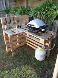 Bbq Stand Made From Old Pallets Bbq Stand Grill Table Diy Grill Table