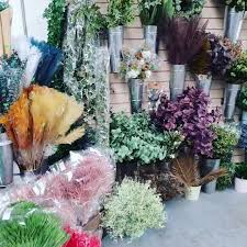 Florabundance is one of the nation's premier providers of wholesale fresh cut flowers, foliage, garlands, wreaths, and bouquets for florists, floral designers, special event companies, and other professionals in the floral industry. Wholesale Florist Direct Home Facebook