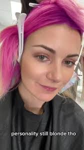 Kerry Blunt's Instagram, Twitter & Facebook