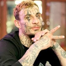 Donte Lambert's Instagram, Twitter & Facebook