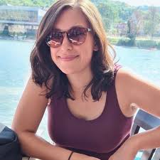 Hi everyone! I am currently a masters student studying viticulture,  enology, and wine marketing at ESA in the Loire Valley in France. I am  looking for an internship starting April 2025 to