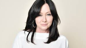 I started watching the original beverly hills 90210 as a fan and began my nascent career as a tv critic towards to end of the show's run. Beverly Hills 90210 Star Shannen Doherty Trotz Krebs Im Endstadium Ich Fuhle Mich Wie Ein Gesunder Mensch Bunte De