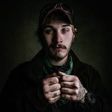 Danika Rowe's Instagram, Twitter & Facebook