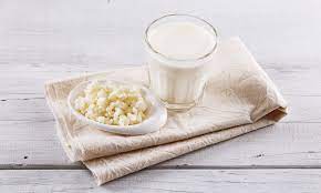 Il kefir d'acqua è un'ottima bevanda probiotica, a base di grani di kefir, acqua naturale e dolcificante ecco come prepararla a casa. Come Fare Il Kefir Consigli E Ricette