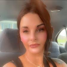 April Liddell's Instagram, Twitter & Facebook