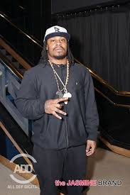 Get the latest news, stats, videos, highlights and more about running back marshawn lynch on espn. Nfl Er Marshawn Lynch Gives Candid Advice To Younger Players Take Care Of Y All S Chicken Take Care Of Y All S Mental Thejasminebrand