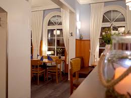 Cafe extrablatt am baldeneysee in essen heisingen bietet biergarten, bistro, bar, kaffee und kuchen und räume für feste und feiern. Restaurant Hotel Haus Seeblick