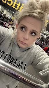 Nicole Leech's Instagram, Twitter & Facebook