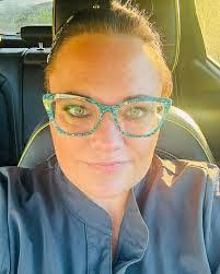 Anna Longfellow's Instagram, Twitter & Facebook