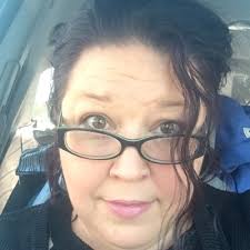 Stephanie Slaton's Instagram, Twitter & Facebook