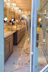 Laduree Maison De Macarons Et Fabricant De Douceurs Depuis 1862 Laduree Laduree Paris Laduree Macarons