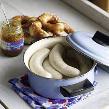 Munchner Weisswurst Rezept In 2020 Munchner Weisswurst Weisswurst Und Wurstchen