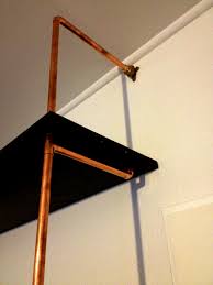 Industrial design 20 coole diy mobel aus wasserrohren im. Regal Aus Rohren Bauen Caseconrad Com