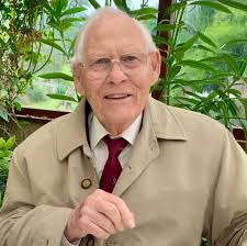 Good night, My father Hollister Hamilton Died today posting here because he  use to live Marabella many years ago .