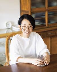 ワークスペース収納 収納達人 田中由美子さんは 白と木で色調に統一感を持たせて lee ワークスペース 汚部屋 収納