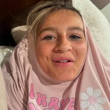 Marisa Cherry's Instagram, Twitter & Facebook