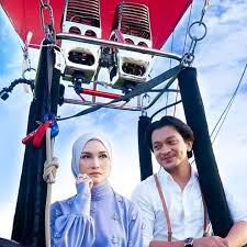 Adira adheres to her adopted mother's wishes for her to marry the son of their family friend as his second wife. Asalkan Dia Bahagia Photos Facebook