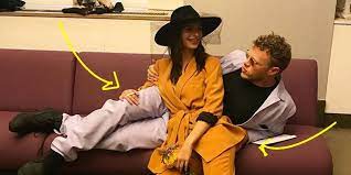 Emily ratajkowski announced on instagram friday that she had a surprise. i got married today, ratajkowski, 26. What Emily Ratajkowski And Sebastian Bear Mcclard S Body Language Says About Their Relationship