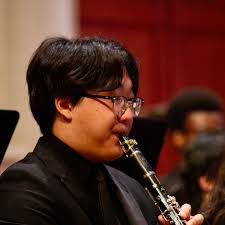 Fantastic performance by James Leffew (trombone) and Ryan Lee (piano) with  the River Trail Middle School Symphonic Band and Dr. Jennifer Lambert at  Midwest! #aywstrombones #rivertrailms #northviewhs