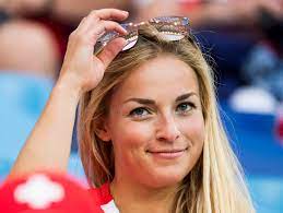 Nachdem sie valon behrami geheiratet hat, hörte das stalking auf. Lara Gut Gegen Die Welt Nzz Am Sonntag