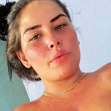 Nota de falecimento: aos 18 anos, Kauana P. da Silva, informa o Grupo Vida 