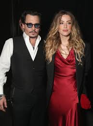 Johnny Depp Reportedly Tried To Get Amber Heard Fired From Aquaman In 2020 Johnny Depp Amber Amber Heard Cool Girl Style