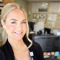 Kristin Logan's Instagram, Twitter & Facebook