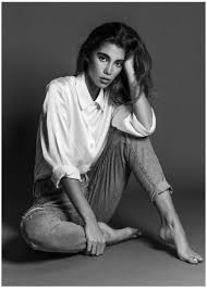 Fashion Model Poses Sitting 59 Ideas Model Poses Photography Portrait Poses Photography Poses Women