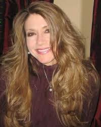 Gloria Wertz's Instagram, Twitter & Facebook