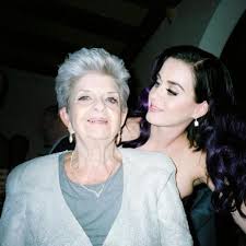See 3 unbiased reviews of pearl, rated 4.5 of 5 on tripadvisor and ranked #51 of 735 restaurants in there aren't enough food, service, value or atmosphere ratings for pearl, japan yet. Katy Perry Se Despide De Su Abuela A Los Pocos Dias De Anunciar Su Primer Embarazo