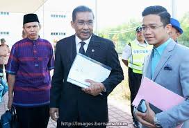 Sungai petani is kedah's largest town and is located about 55 km south of alor setar, the capital of kedah, and 33 km northeast of george town, the capital city of the neighbouring state of penang. Bernama Radio Pengendali Pusat Jagaan Didakwa Di Mahkamah Pengendali Pusat Jagaan Anak Anak Cahaya Amal Bistari Hari Ini Mengaku Tidak Bersalah Di Mahkamah Majistret Sungai Petani Atas Dua Pertuduhan Mengambil Bahagian Dalam