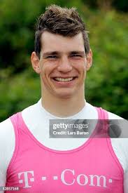 33 Photos & High Res Pictures