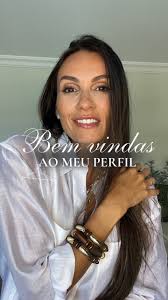 A roupa certa valoriza, rejuvenesce e desperta sua melhor versão sem  precisar mudar quem você é! Afinal, o tempo passa, mas o bom gosto evolui  com você! O que suas roupas tem