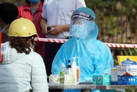 Trong 14 ngày trở lại đây, người này không đi ra khỏi hải phòng, không có triệu chứng bệnh lý hô hấp. Lzsubowutkmiym