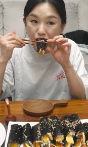 Today's menu🍴 Mini Gimbap, 🌶️ Spicy Tteokbokki, and 🦀 Crab Meat Salad. A  delicious Korean-inspired meal! 😋 #hamzymukbang #mukbang #asmr