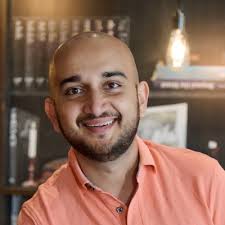 AI Genie: How to Ask the Right Question