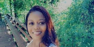 Monica Gann's Instagram, Twitter & Facebook