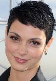Votre coiffure femme 30 ans peut vous rendre moderne et affirmée bien plus qu'à 20 ans, cette coupe de cheveux doit pouvoir en témoigner. Epingle Sur Coiffure Courte