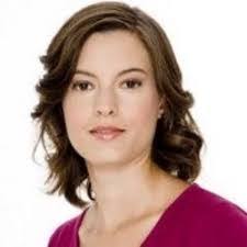 Evette Thomas's Instagram, Twitter & Facebook