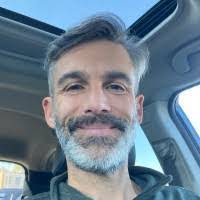 Gwen Corey's Instagram, Twitter & Facebook