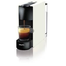 Un design jeune et compact pour un café d'exception ! Achetez La Machine Nespresso A Capsules Yy2912fd Sur Domomat Com