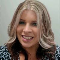 Shelly Raymond's Instagram, Twitter & Facebook