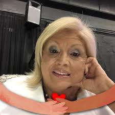 Steve Harvey STOPPED Family Feud When 90-Year-Old Revealed What He Does  Every Morning at 6:45 AM Every morning at exactly 6:45 a.m., a 90-year-old  man walks into his kitchen and makes two