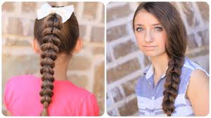 Better do this simple and comfortable hairstyle before coming across such heart aching situations! Easy Hairstyles For Curly Hair For School Folade
