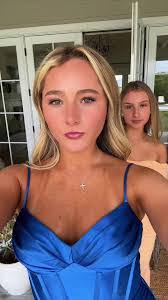 Sasha Fink's Instagram, Twitter & Facebook