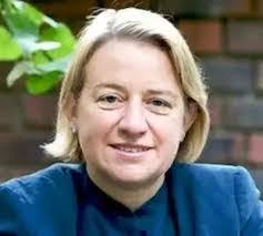 Natalie Bennett's Instagram, Twitter & Facebook
