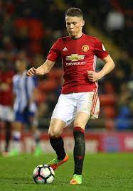 Scott Mctominay Photostream Manchester United Players Hot Football Fans Manchester United Wallpaper